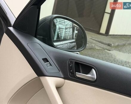 Серый Фольксваген Тигуан, объемом двигателя 1.98 л и пробегом 227 тыс. км за 10950 $, фото 37 на Automoto.ua