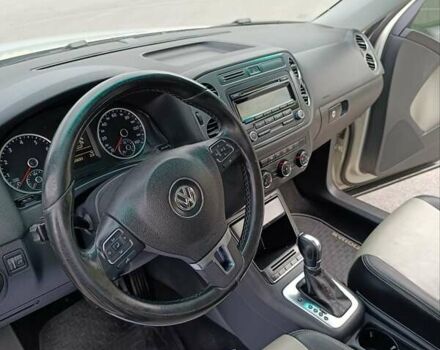 Серый Фольксваген Тигуан, объемом двигателя 1.98 л и пробегом 223 тыс. км за 10500 $, фото 24 на Automoto.ua