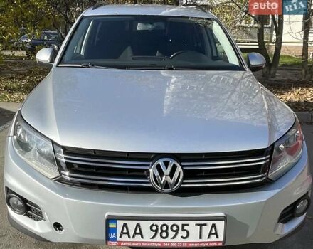 Серый Фольксваген Тигуан, объемом двигателя 1.98 л и пробегом 250 тыс. км за 13200 $, фото 4 на Automoto.ua