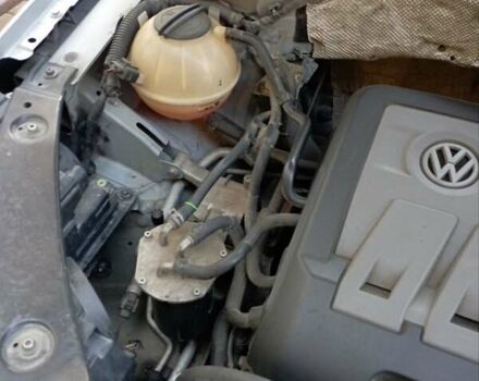 Серый Фольксваген Тигуан, объемом двигателя 2 л и пробегом 442 тыс. км за 11999 $, фото 10 на Automoto.ua