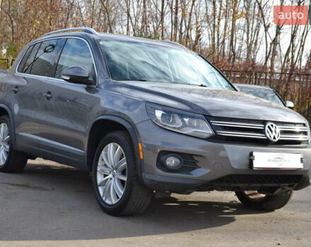 Сірий Фольксваген Тігуан, об'ємом двигуна 1.98 л та пробігом 310 тис. км за 10999 $, фото 4 на Automoto.ua