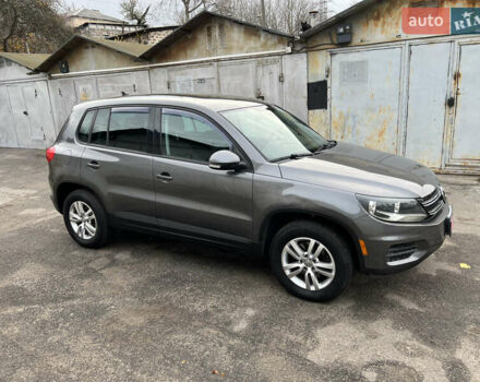 Сірий Фольксваген Тігуан, об'ємом двигуна 2 л та пробігом 224 тис. км за 8999 $, фото 13 на Automoto.ua