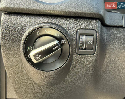 Серый Фольксваген Тигуан, объемом двигателя 2 л и пробегом 205 тыс. км за 15500 $, фото 47 на Automoto.ua