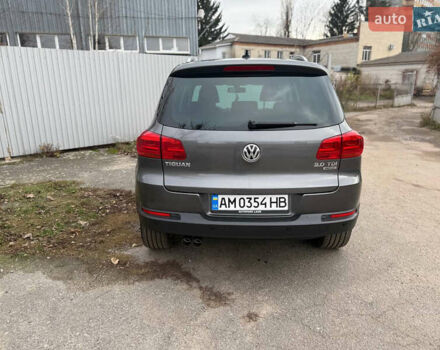 Серый Фольксваген Тигуан, объемом двигателя 1.97 л и пробегом 247 тыс. км за 14500 $, фото 5 на Automoto.ua