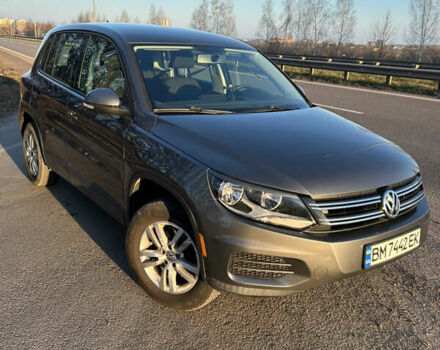 Серый Фольксваген Тигуан, объемом двигателя 1.98 л и пробегом 220 тыс. км за 11000 $, фото 43 на Automoto.ua