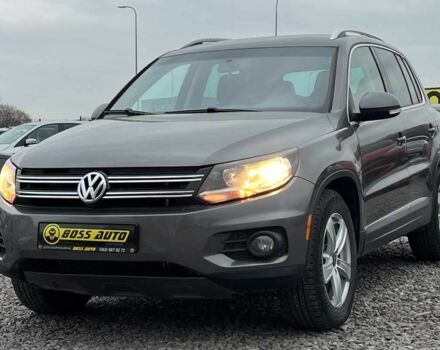 Серый Фольксваген Тигуан, объемом двигателя 2 л и пробегом 195 тыс. км за 10800 $, фото 2 на Automoto.ua
