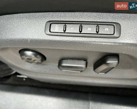 Серый Фольксваген Тигуан, объемом двигателя 2 л и пробегом 216 тыс. км за 10999 $, фото 34 на Automoto.ua