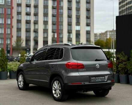 Сірий Фольксваген Тігуан, об'ємом двигуна 2 л та пробігом 186 тис. км за 14500 $, фото 16 на Automoto.ua