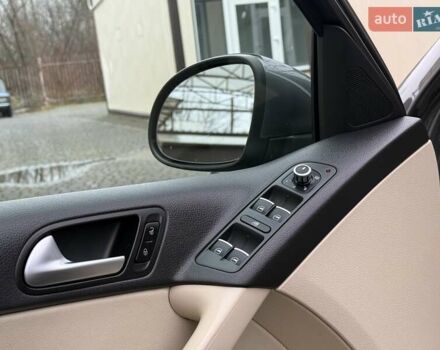 Серый Фольксваген Тигуан, объемом двигателя 1.98 л и пробегом 227 тыс. км за 10950 $, фото 54 на Automoto.ua