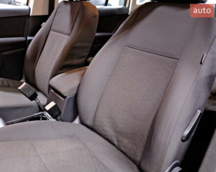 Сірий Фольксваген Тігуан, об'ємом двигуна 2 л та пробігом 170 тис. км за 9900 $, фото 28 на Automoto.ua