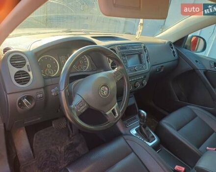 Серый Фольксваген Тигуан, объемом двигателя 1.98 л и пробегом 217 тыс. км за 12300 $, фото 1 на Automoto.ua