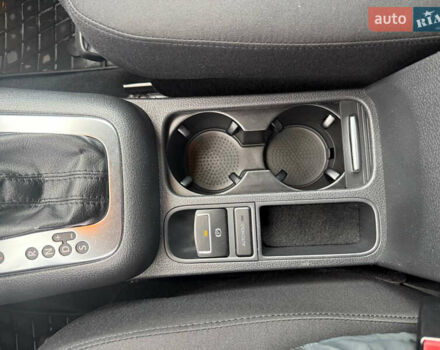 Серый Фольксваген Тигуан, объемом двигателя 1.97 л и пробегом 247 тыс. км за 14500 $, фото 16 на Automoto.ua