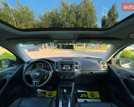 Серый Фольксваген Тигуан, объемом двигателя 2 л и пробегом 195 тыс. км за 10800 $, фото 17 на Automoto.ua