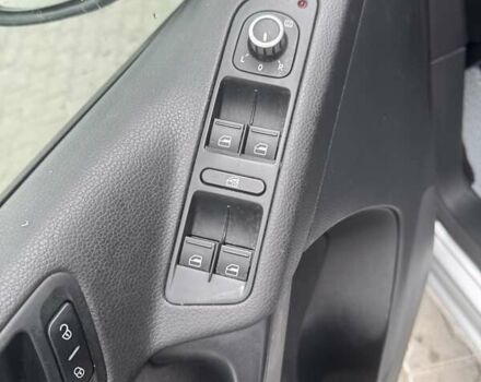 Сірий Фольксваген Тігуан, об'ємом двигуна 1.98 л та пробігом 243 тис. км за 10000 $, фото 7 на Automoto.ua