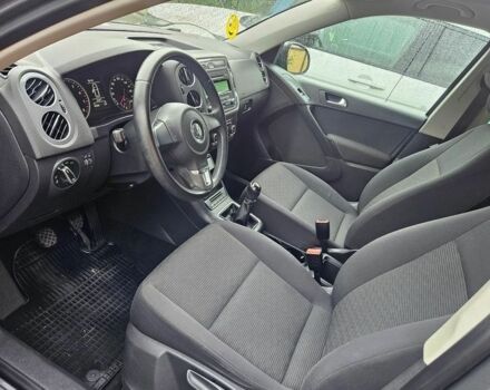 Серый Фольксваген Тигуан, объемом двигателя 1.4 л и пробегом 100 тыс. км за 8000 $, фото 8 на Automoto.ua