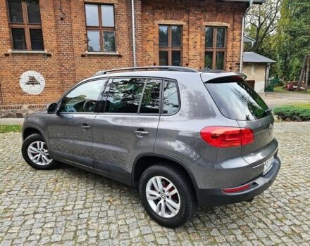 Серый Фольксваген Тигуан, объемом двигателя 1.4 л и пробегом 100 тыс. км за 8000 $, фото 7 на Automoto.ua