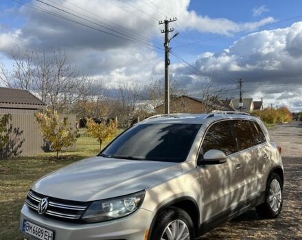 Серый Фольксваген Тигуан, объемом двигателя 2 л и пробегом 220 тыс. км за 10300 $, фото 2 на Automoto.ua