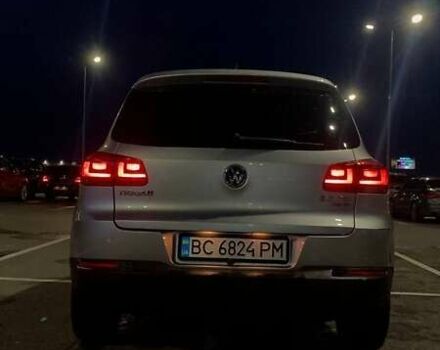Сірий Фольксваген Тігуан, об'ємом двигуна 1.98 л та пробігом 211 тис. км за 12000 $, фото 7 на Automoto.ua