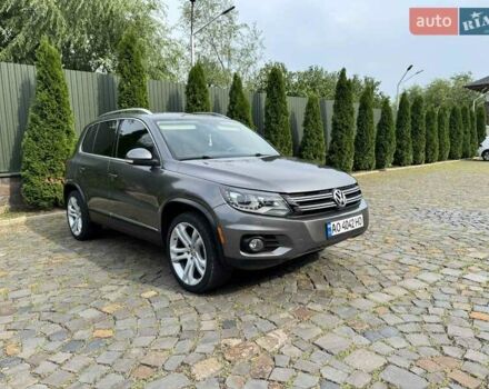 Серый Фольксваген Тигуан, объемом двигателя 1.98 л и пробегом 290 тыс. км за 9200 $, фото 4 на Automoto.ua