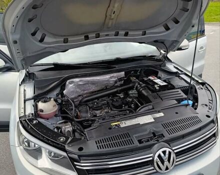 Серый Фольксваген Тигуан, объемом двигателя 1.98 л и пробегом 223 тыс. км за 10500 $, фото 26 на Automoto.ua