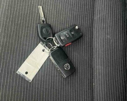 Сірий Фольксваген Тігуан, об'ємом двигуна 2 л та пробігом 255 тис. км за 9600 $, фото 14 на Automoto.ua