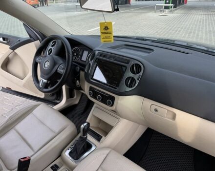 Сірий Фольксваген Тігуан, об'ємом двигуна 2 л та пробігом 184 тис. км за 11500 $, фото 15 на Automoto.ua