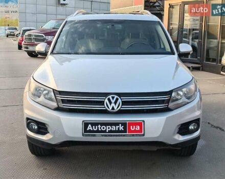 Серый Фольксваген Тигуан, объемом двигателя 2 л и пробегом 184 тыс. км за 10990 $, фото 1 на Automoto.ua