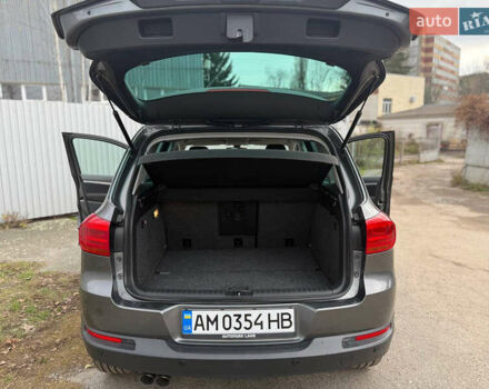 Серый Фольксваген Тигуан, объемом двигателя 1.97 л и пробегом 247 тыс. км за 14500 $, фото 8 на Automoto.ua