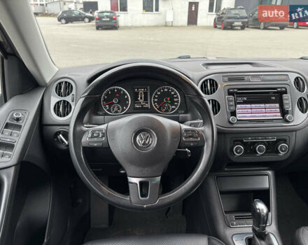 Серый Фольксваген Тигуан, объемом двигателя 1.98 л и пробегом 239 тыс. км за 11000 $, фото 8 на Automoto.ua