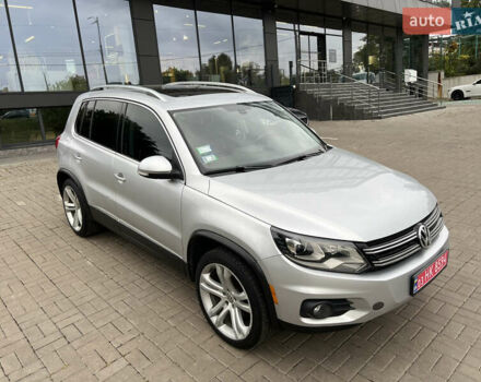 Серый Фольксваген Тигуан, объемом двигателя 2 л и пробегом 216 тыс. км за 10999 $, фото 7 на Automoto.ua