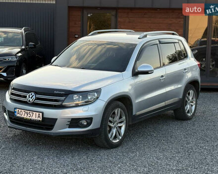 Серый Фольксваген Тигуан, объемом двигателя 1.97 л и пробегом 370 тыс. км за 11400 $, фото 1 на Automoto.ua