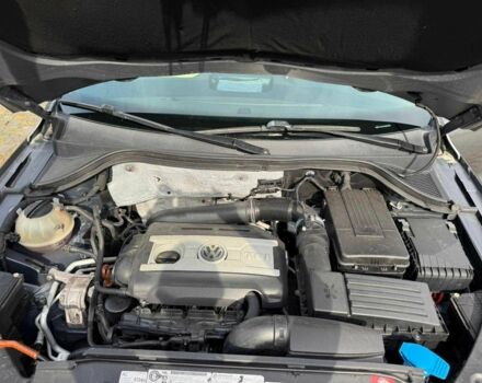 Серый Фольксваген Тигуан, объемом двигателя 2 л и пробегом 290 тыс. км за 9200 $, фото 19 на Automoto.ua