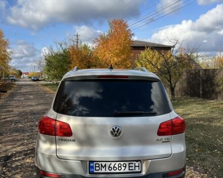 Серый Фольксваген Тигуан, объемом двигателя 2 л и пробегом 220 тыс. км за 10300 $, фото 4 на Automoto.ua