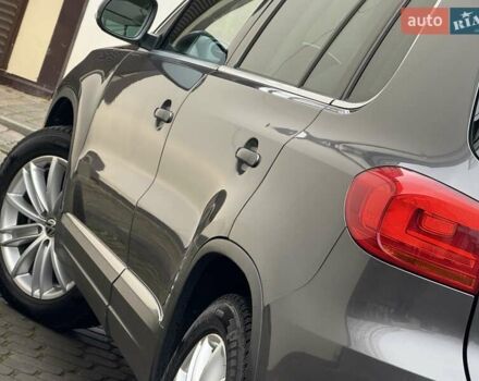 Серый Фольксваген Тигуан, объемом двигателя 1.98 л и пробегом 227 тыс. км за 10950 $, фото 21 на Automoto.ua