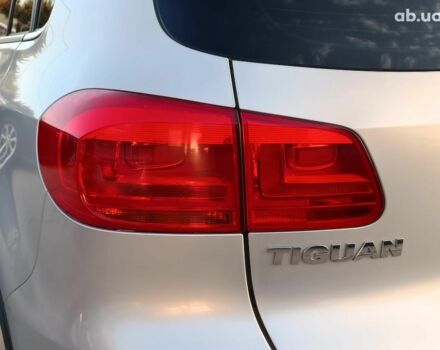 Серый Фольксваген Тигуан, объемом двигателя 2 л и пробегом 184 тыс. км за 10990 $, фото 9 на Automoto.ua