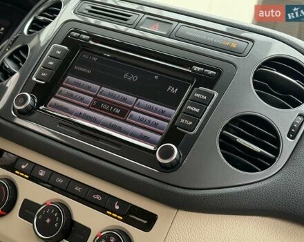 Серый Фольксваген Тигуан, объемом двигателя 1.98 л и пробегом 227 тыс. км за 10950 $, фото 45 на Automoto.ua