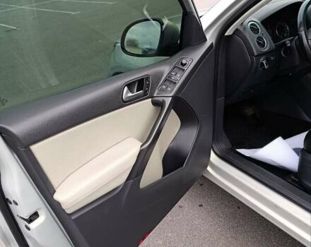 Серый Фольксваген Тигуан, объемом двигателя 1.98 л и пробегом 223 тыс. км за 10500 $, фото 17 на Automoto.ua