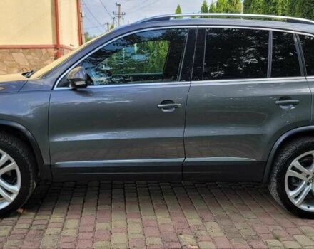 Серый Фольксваген Тигуан, объемом двигателя 2 л и пробегом 170 тыс. км за 12500 $, фото 4 на Automoto.ua