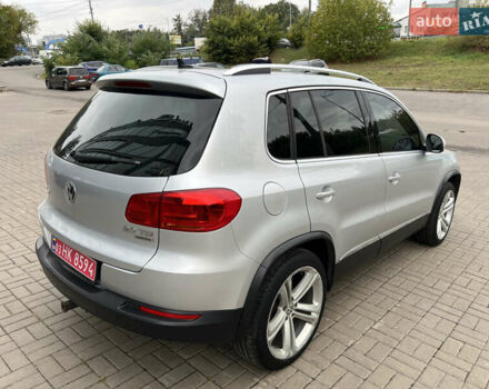 Серый Фольксваген Тигуан, объемом двигателя 2 л и пробегом 216 тыс. км за 10999 $, фото 14 на Automoto.ua