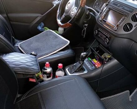 Серый Фольксваген Тигуан, объемом двигателя 2 л и пробегом 442 тыс. км за 11999 $, фото 17 на Automoto.ua