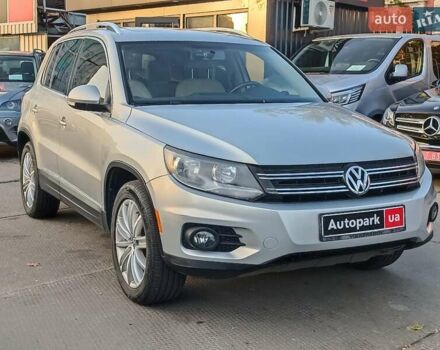 Серый Фольксваген Тигуан, объемом двигателя 2 л и пробегом 184 тыс. км за 10990 $, фото 2 на Automoto.ua