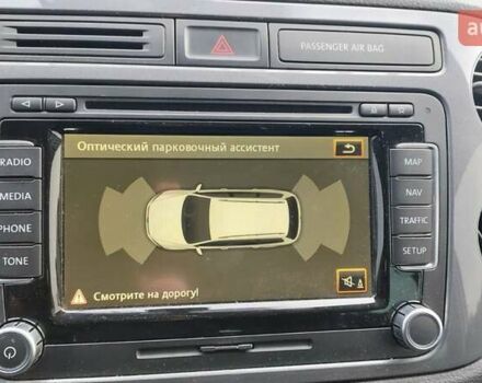 Серый Фольксваген Тигуан, объемом двигателя 1.98 л и пробегом 139 тыс. км за 14400 $, фото 16 на Automoto.ua