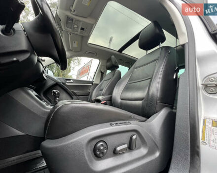 Серый Фольксваген Тигуан, объемом двигателя 2 л и пробегом 216 тыс. км за 10999 $, фото 20 на Automoto.ua