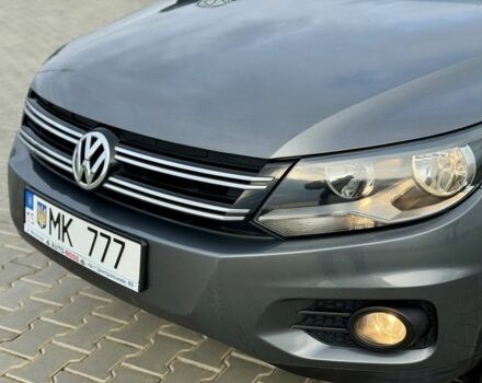 Сірий Фольксваген Тігуан, об'ємом двигуна 2 л та пробігом 184 тис. км за 11500 $, фото 3 на Automoto.ua