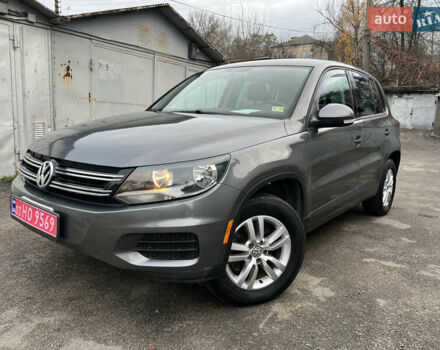Сірий Фольксваген Тігуан, об'ємом двигуна 2 л та пробігом 224 тис. км за 8999 $, фото 1 на Automoto.ua