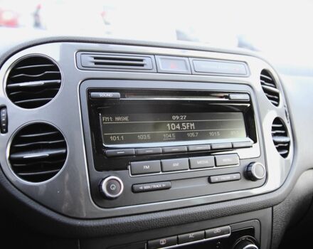 Сірий Фольксваген Тігуан, об'ємом двигуна 2 л та пробігом 129 тис. км за 11600 $, фото 16 на Automoto.ua