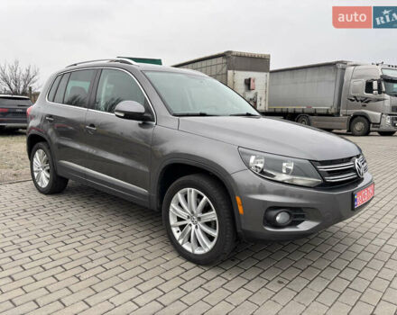Серый Фольксваген Тигуан, объемом двигателя 1.98 л и пробегом 239 тыс. км за 11000 $, фото 2 на Automoto.ua
