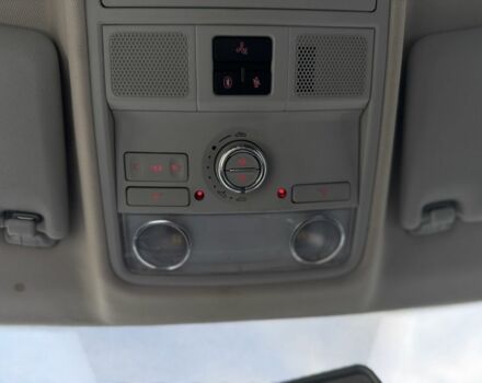 Серый Фольксваген Тигуан, объемом двигателя 2 л и пробегом 170 тыс. км за 9990 $, фото 19 на Automoto.ua