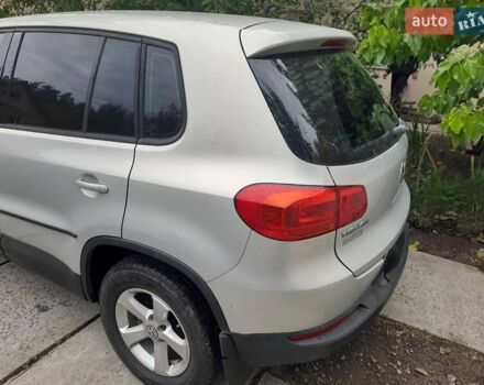 Сірий Фольксваген Тігуан, об'ємом двигуна 1.98 л та пробігом 175 тис. км за 15500 $, фото 1 на Automoto.ua