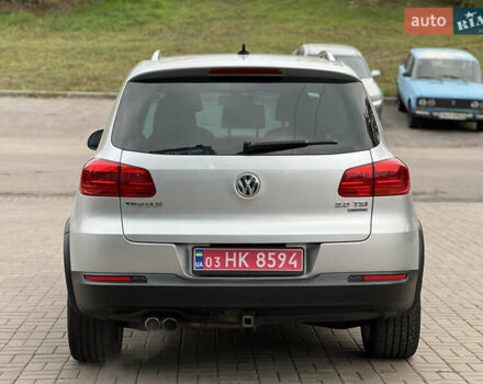 Серый Фольксваген Тигуан, объемом двигателя 2 л и пробегом 216 тыс. км за 10999 $, фото 9 на Automoto.ua